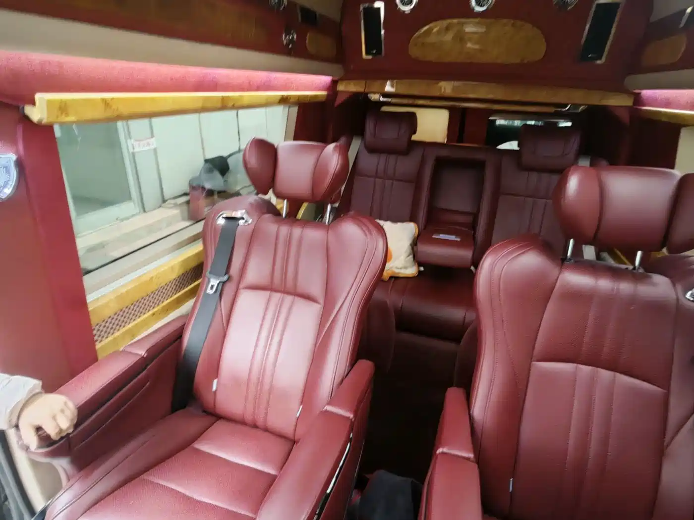 Ford E350 2016 2011 5.4L Platinum Edition