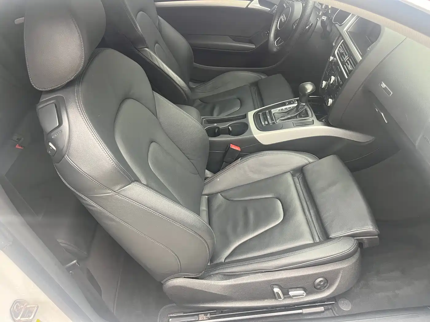 Audi A5 (Import) 2014 Coupe 45 TFSI фото 9