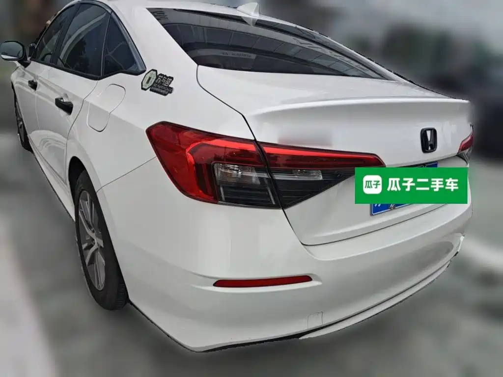 Фото 25 - Honda Civic