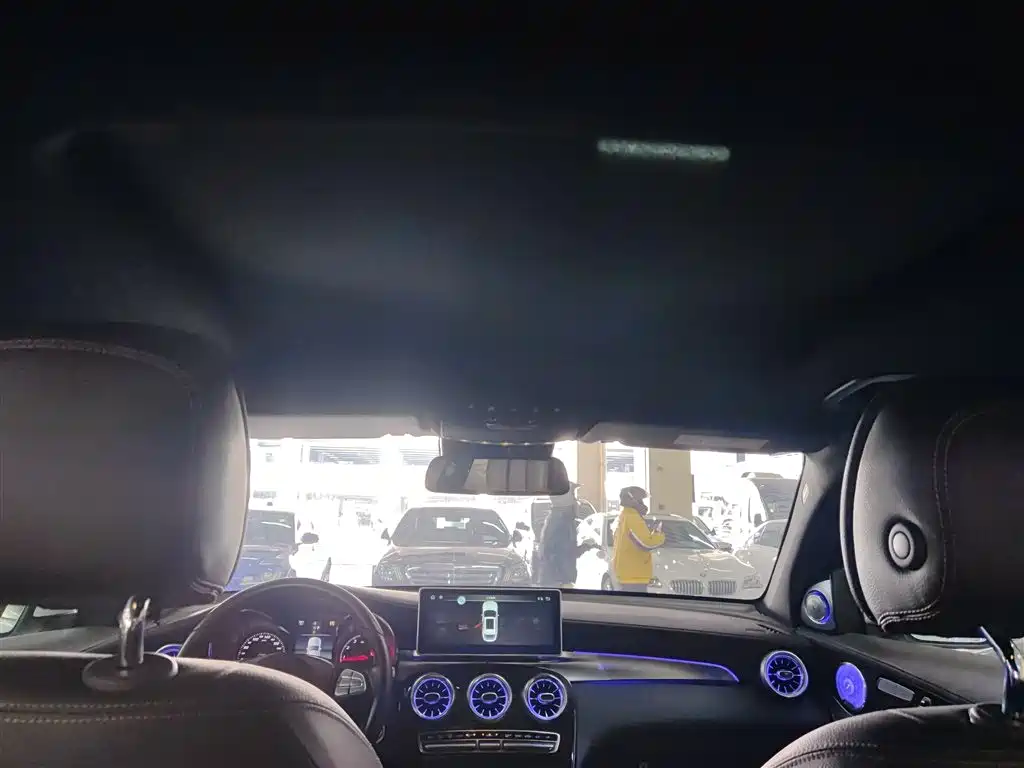Mercedes-Benz GLC 2019 GLC 260 4MATIC Luxury фото 14