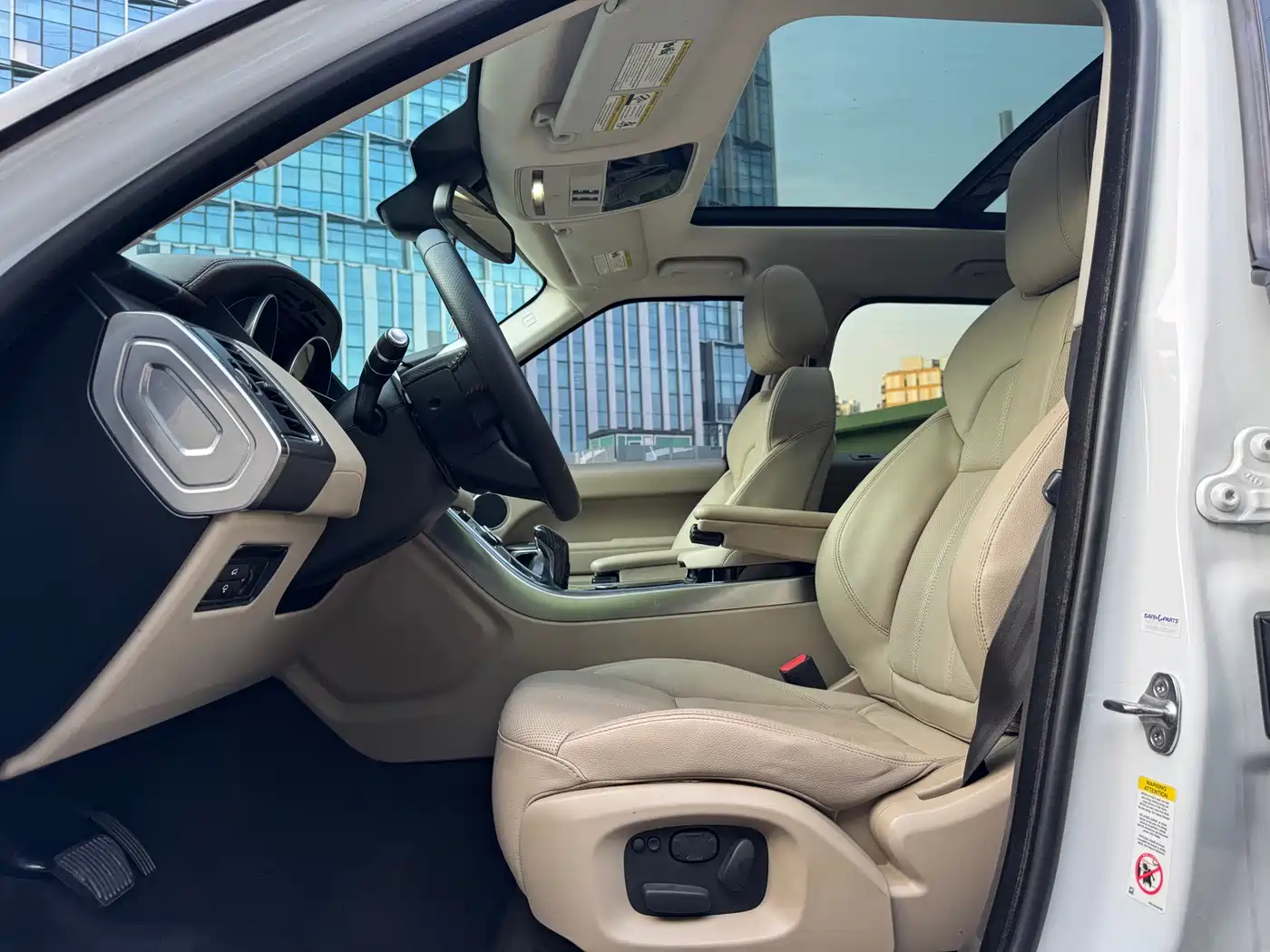 Land Rover Range Rover Sport 2014 3.0 SC V6 HSE фото 5