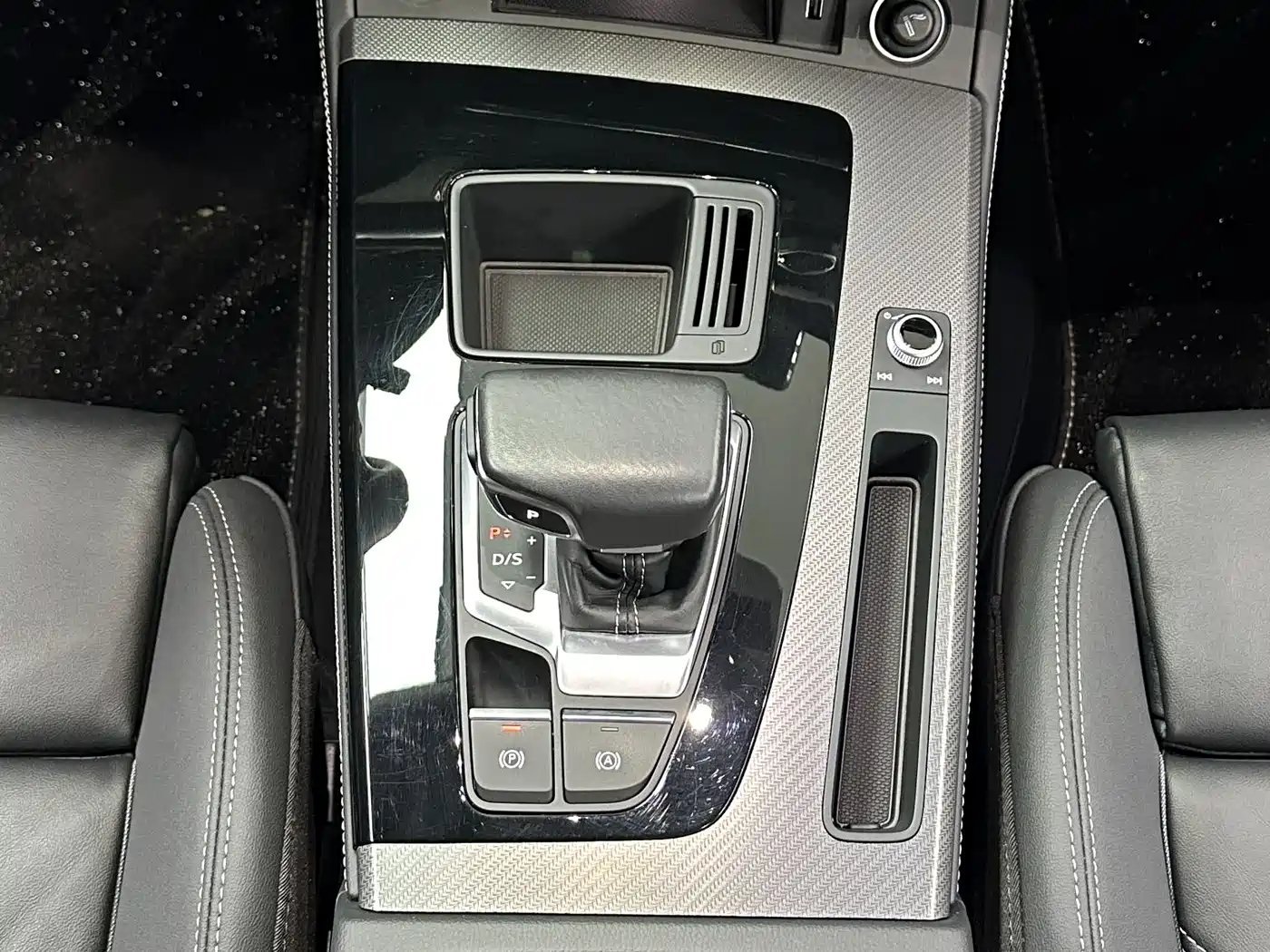 Audi Q5L 2022 40T Luxury Dynamic фото 17