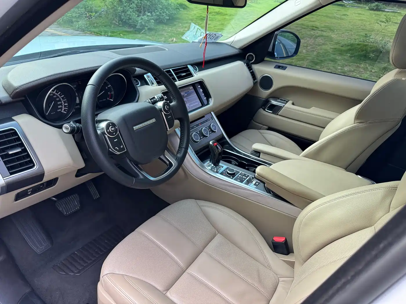 Land Rover Range Rover Sport 2014 3.0 SC V6 HSE фото 6