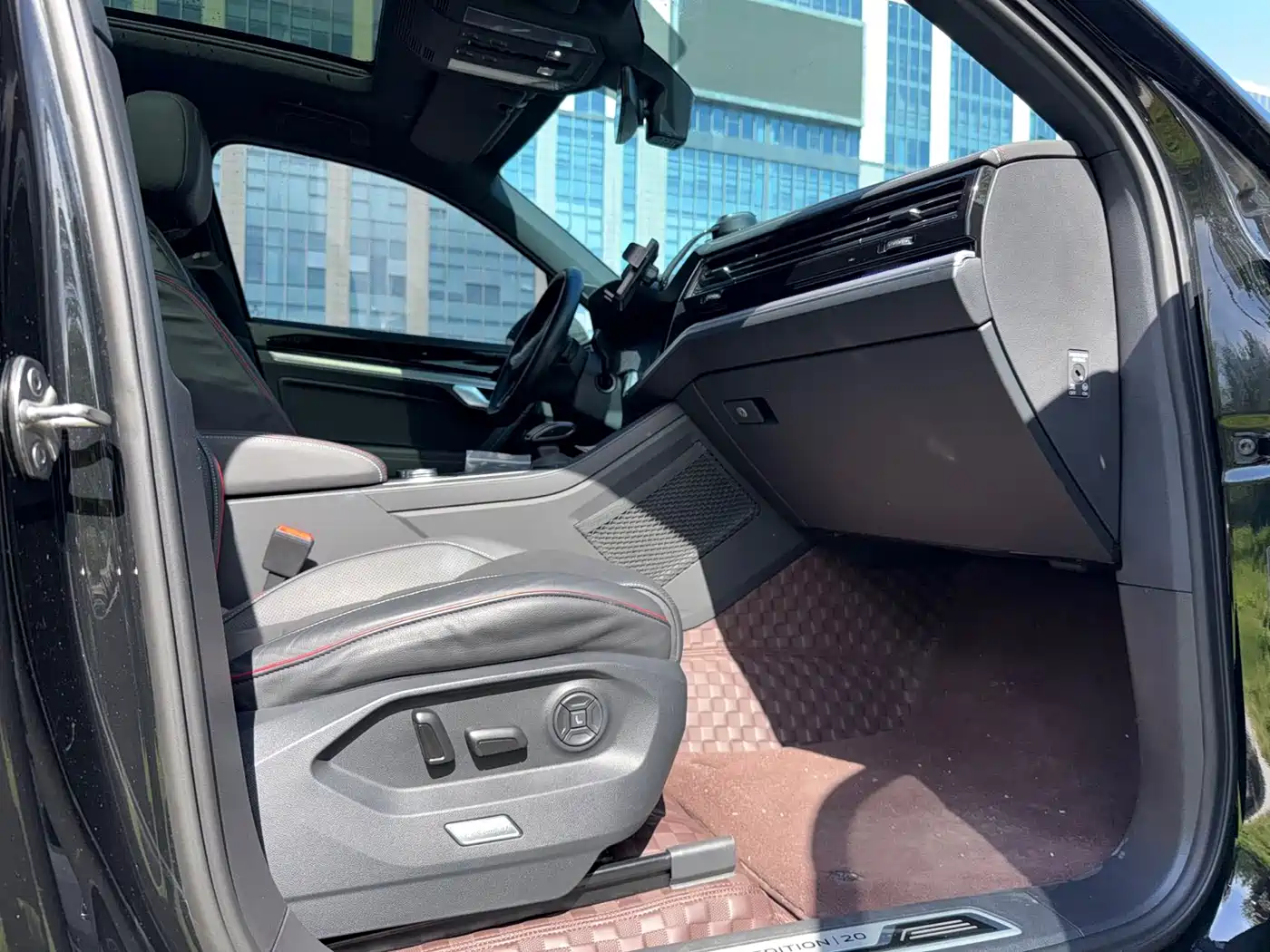 Volkswagen Touareg 2022 2022 3.0TSI Rui Zun 20th Anniversary Special Edition