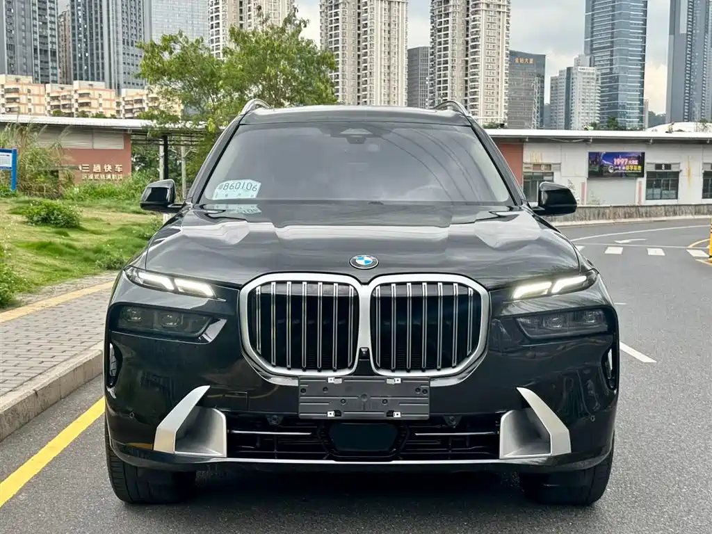 BMW X7 2023 xDrive40i Exclusive Luxury Package фото 2