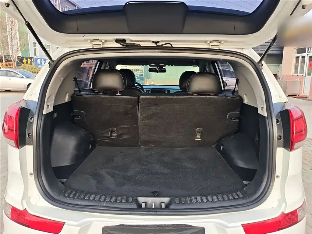 Kia Sportage 2016 2.0L Automatic 2WD GL фото 24