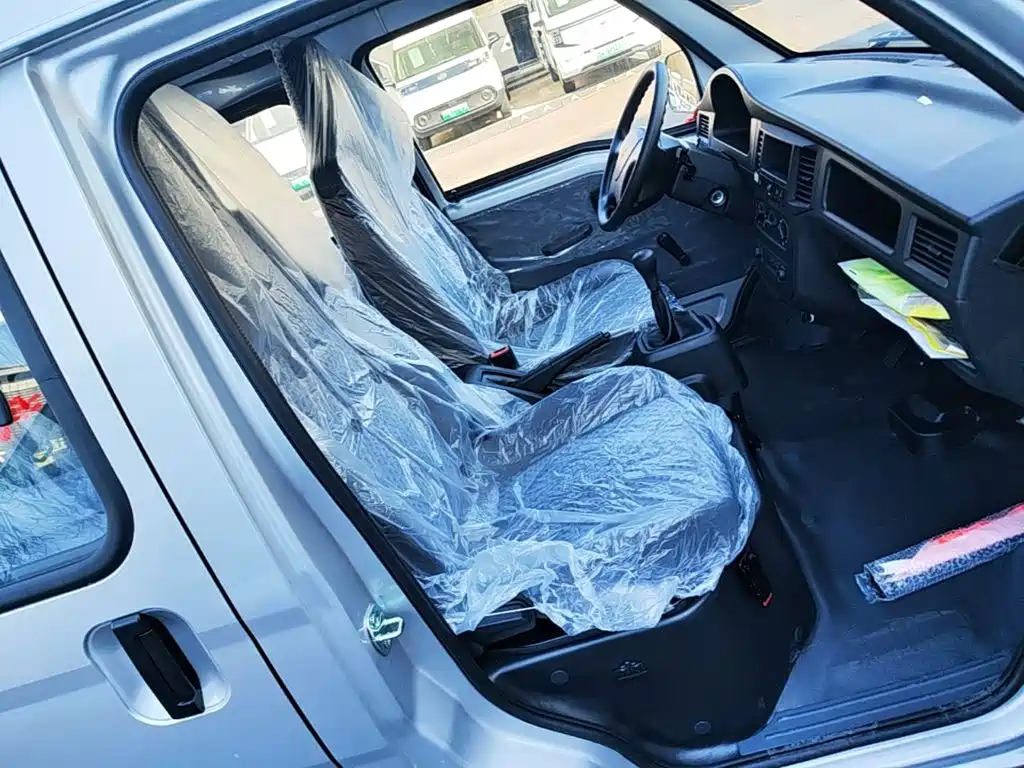 Wuling Motors Wuling Zhiguang 2026 2023 1.5L Utility 5/7-seater
