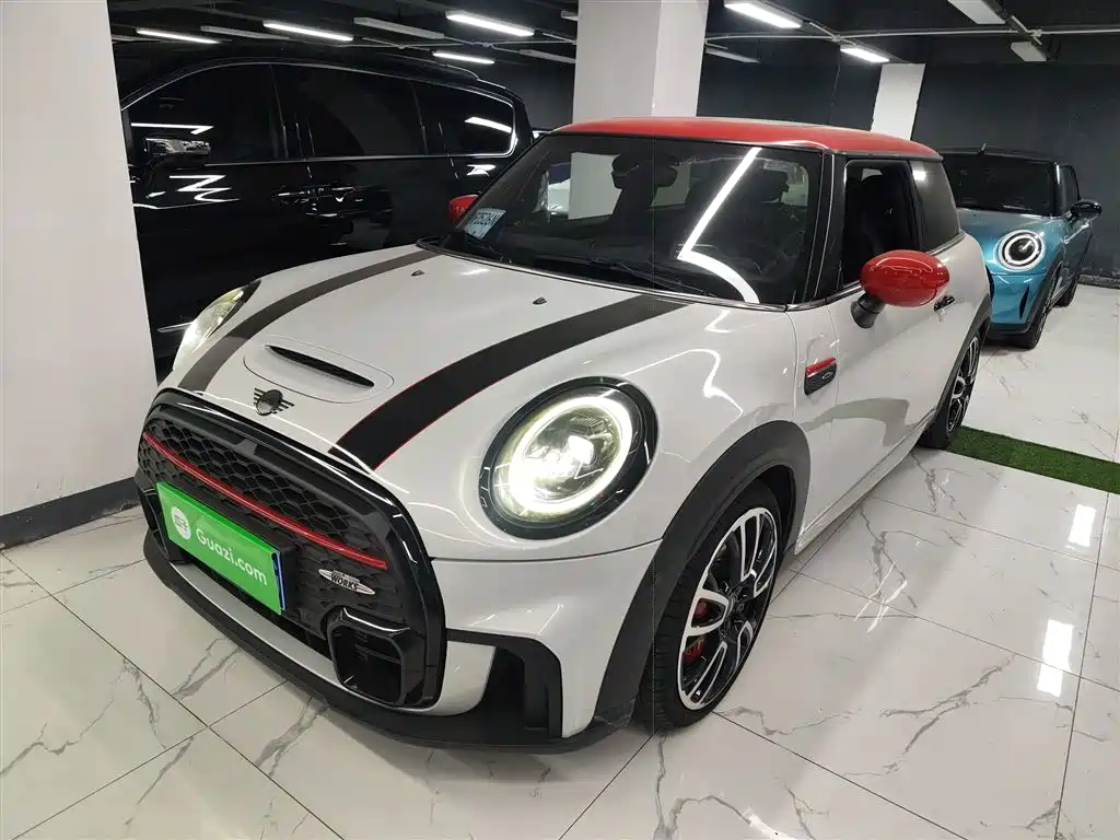 MINI JCW