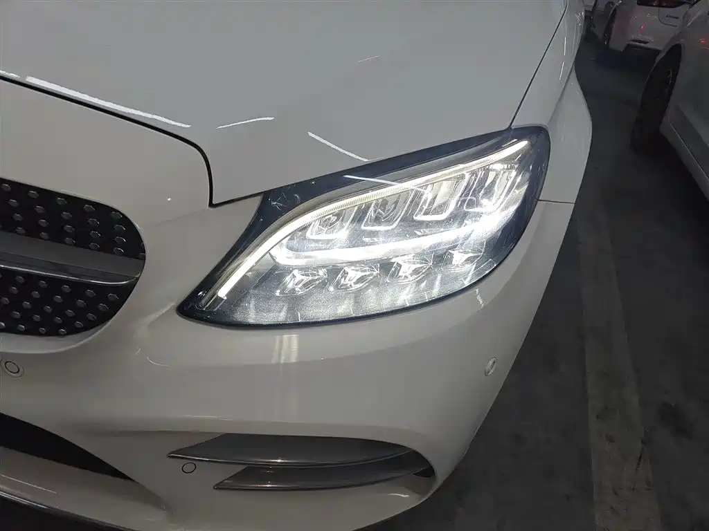 Mercedes-Benz C-Class 2020 C 260 L Sport фото 3