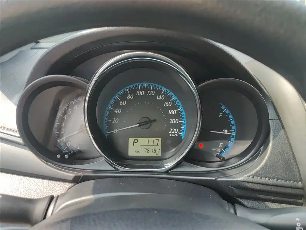 Toyota YARiS L Zhi Xuan 2019 1.5E CVT MeiDong Edition China VI фото 8