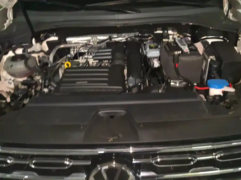 Volkswagen Tayron 2022 280TSI 2WD Luxury Smart Connect Edition фото 10