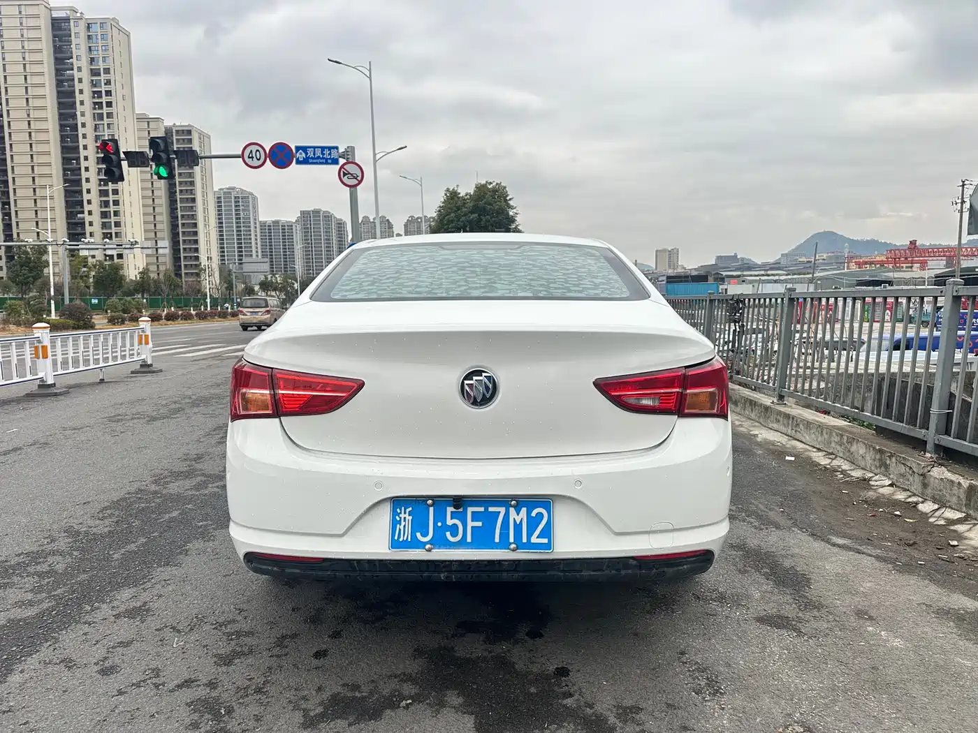 Buick Verano 2017 Sedan 15S Automatic Progressive фото 8