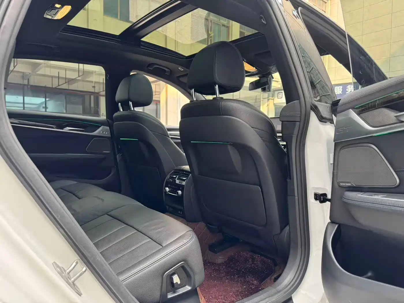 BMW 6 Series GT 2020 630i M Sport Package фото 7