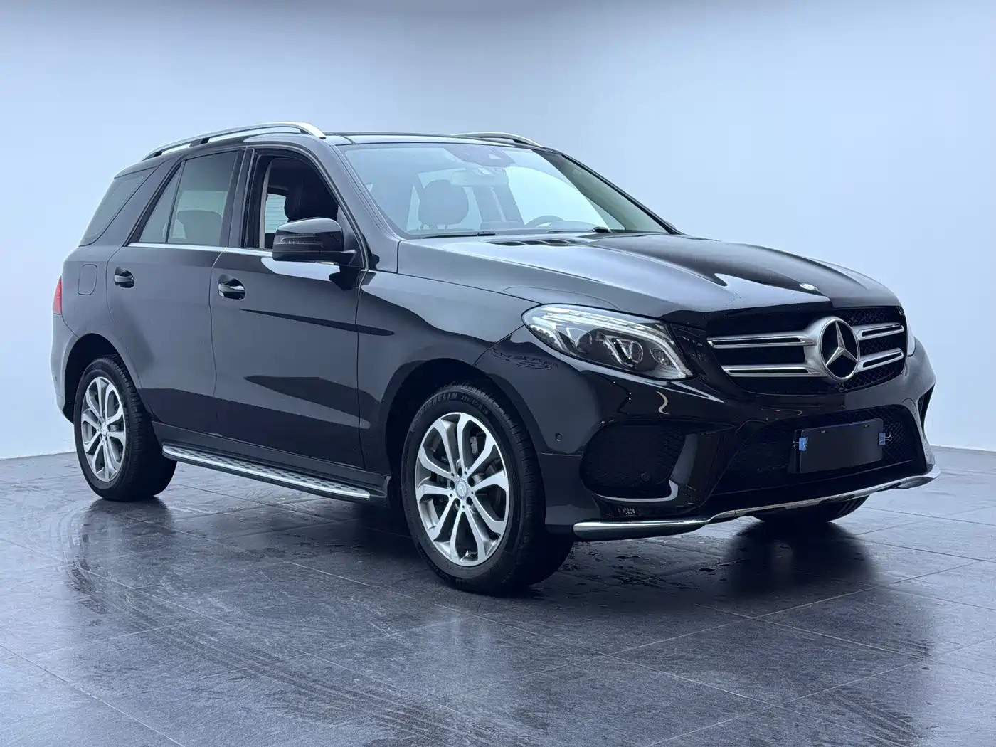 Mercedes-Benz GLE 2016 GLE 320 4MATIC Luxury фото 3