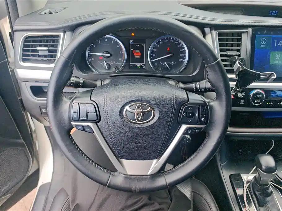 Toyota Highlander 2018 2.0T 2WD Luxury 7-seater (China V) фото 15