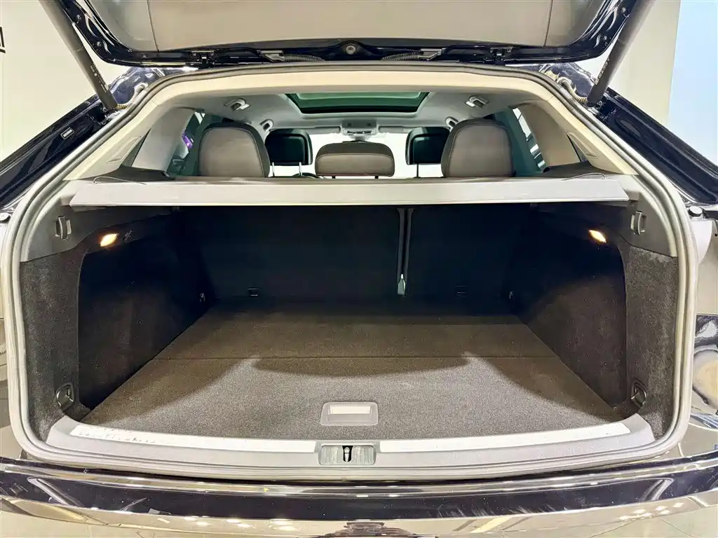 VOLKSWAGEN TOURANG