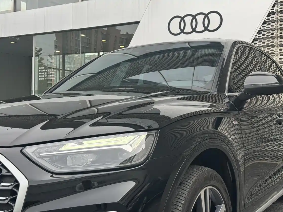 Audi Q5L Sportback 2021 40 TFSI Luxury фото 15