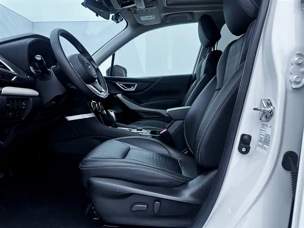 Subaru Forester 2022 2.0i AWD Luxury Edition with EyeSight фото 11