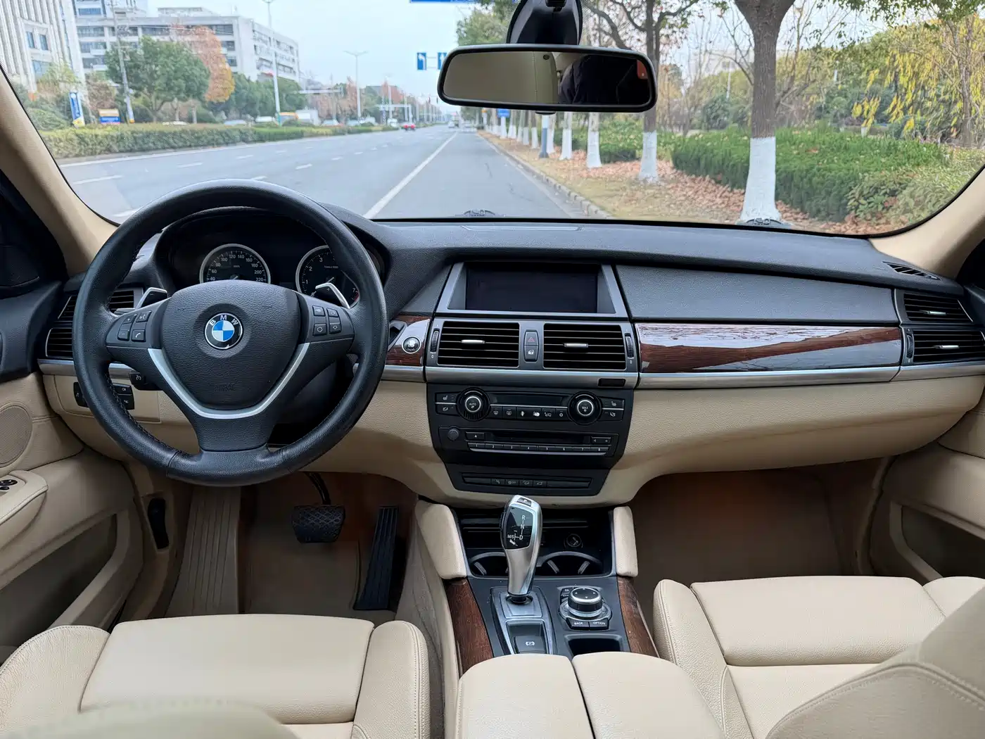 BMW X6 2011 xDrive35i фото 9