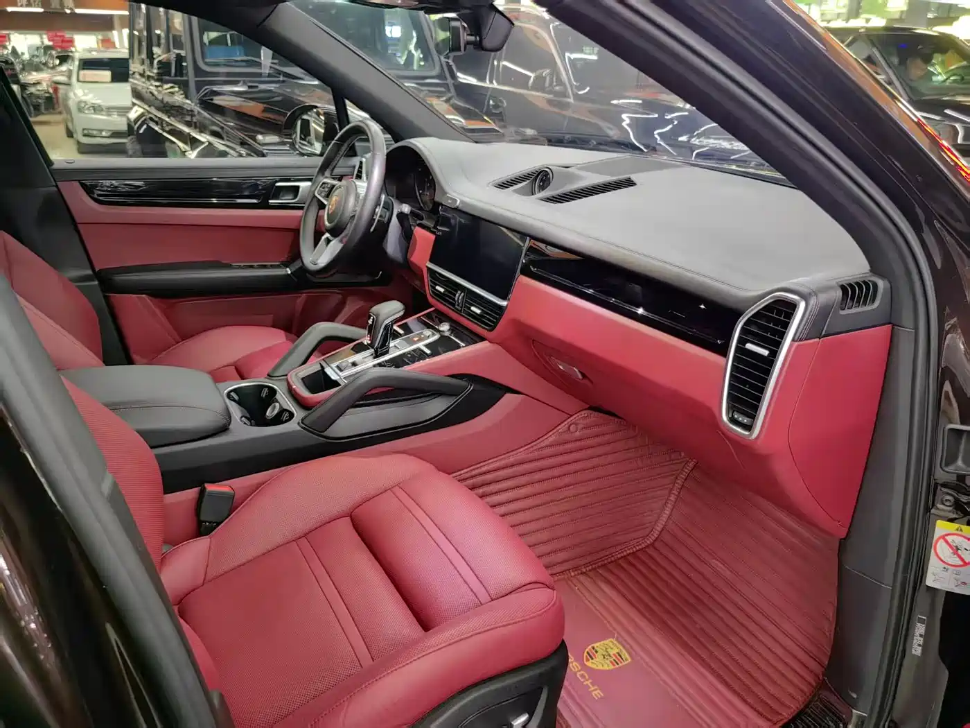 Porsche Cayenne 2019 Cayenne 3.0T фото 4