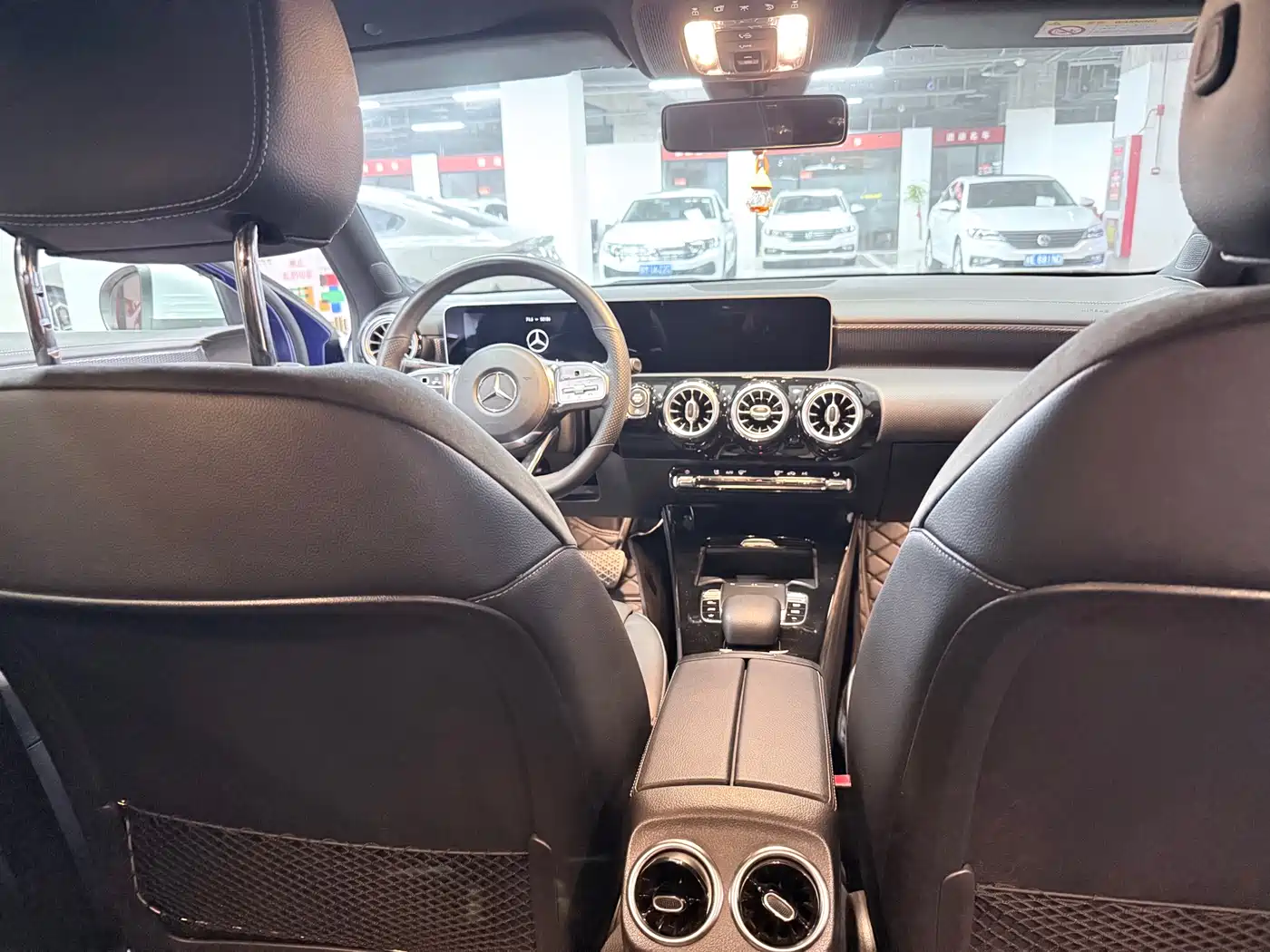 Mercedes-Benz A-Class 2020 A 200 L Sport Sedan фото 12