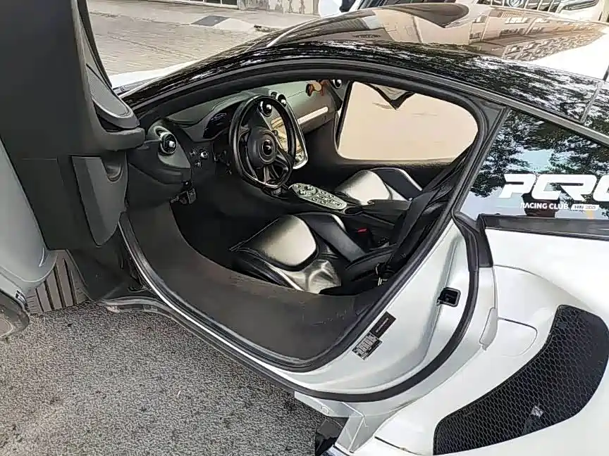 McLaren GT 2021 2019 4.0T Standard
