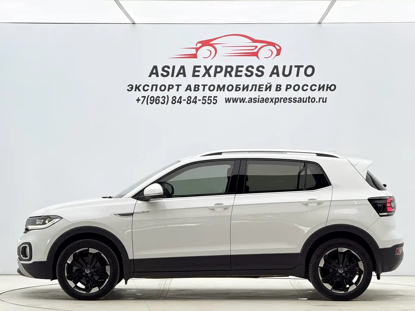 Volkswagen Tanying 2021 1.5L Automatic Smart Connect Edition фото 7