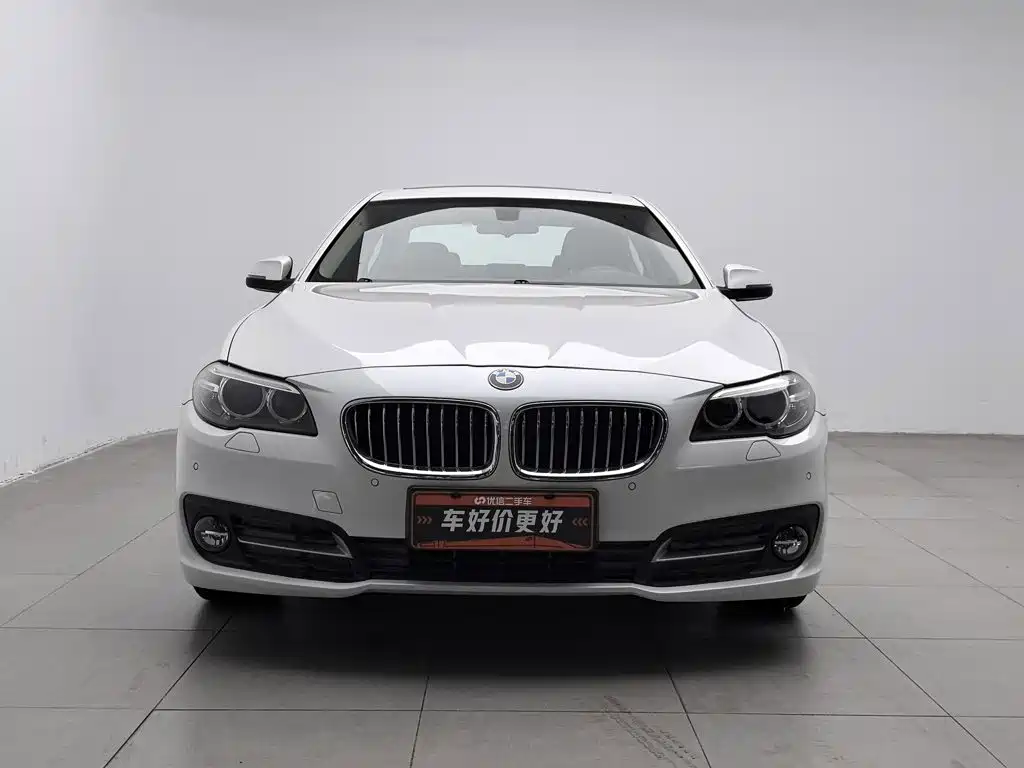 Фото 3 - BMW 5 Series (Import)