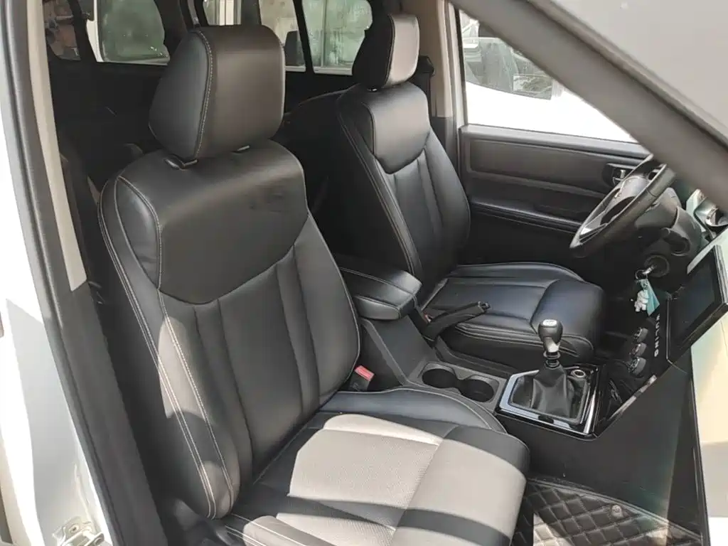 Wuling Motors Wuling Journey 2023 2021 1.5T Manual Luxury Edition