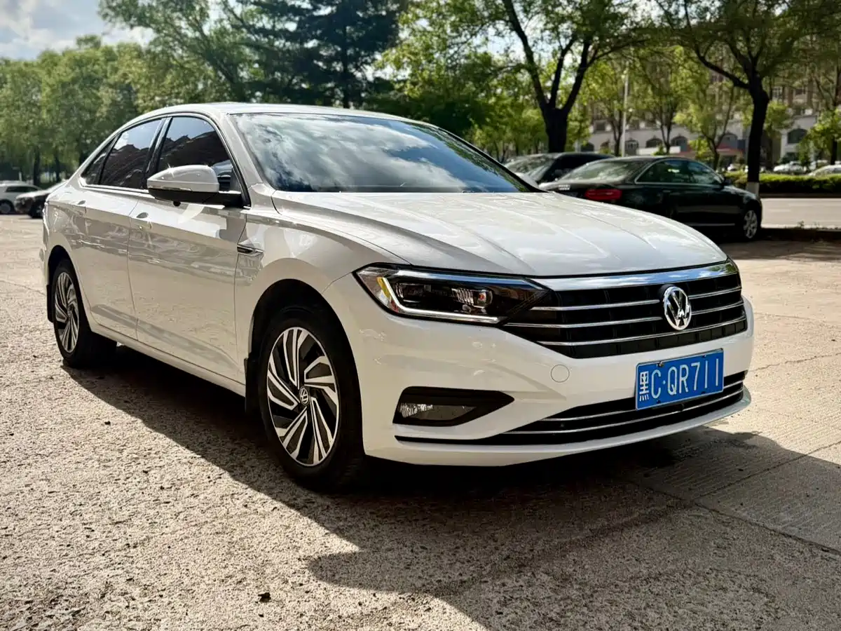 Volkswagen Sagitar 2022 280TSI DSG Surpassing Edition фото 3