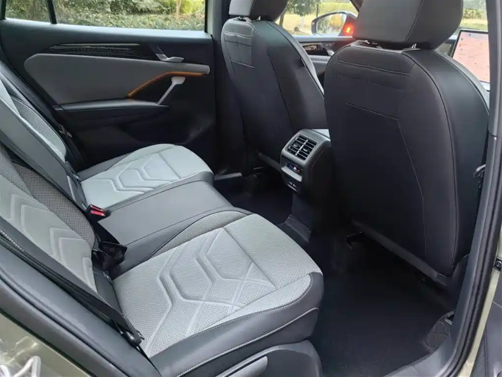 Volkswagen Tayron 2025 Model Tayron L 380TSI 4WD Luxury Easy Package фото 7