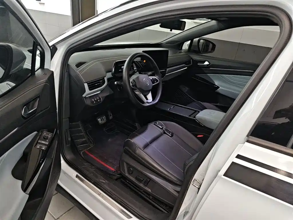 Volkswagen ID.4 X 2021 Pure+ Long Range Edition фото 16