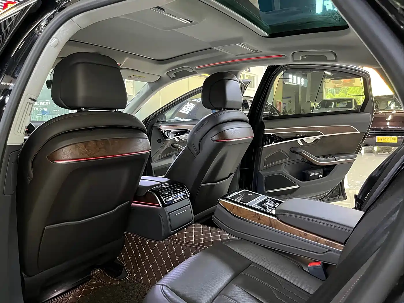 Audi A8 2018 A8L 55 TFSI quattro Luxury фото 8