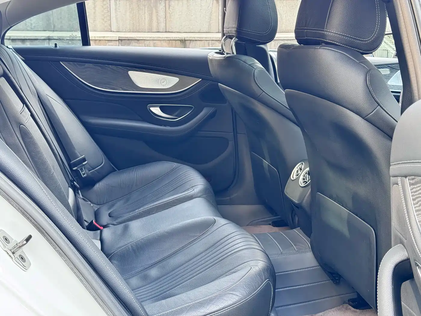 MERCEDES-BENZ CLS