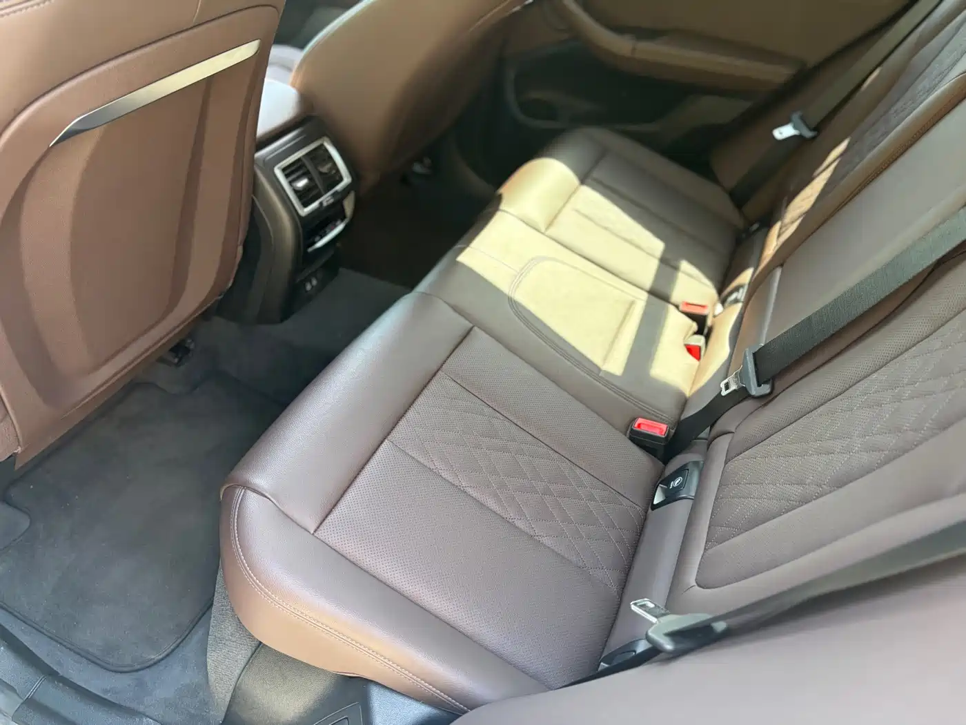 BMW iX3 2022 Innovation Leader фото 13