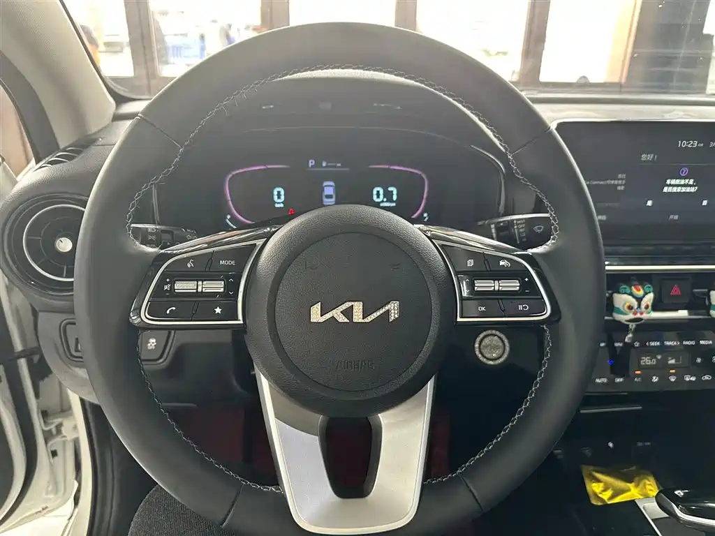 Kia K3 2023 Model 1.5L CVT Luxury Edition фото 7