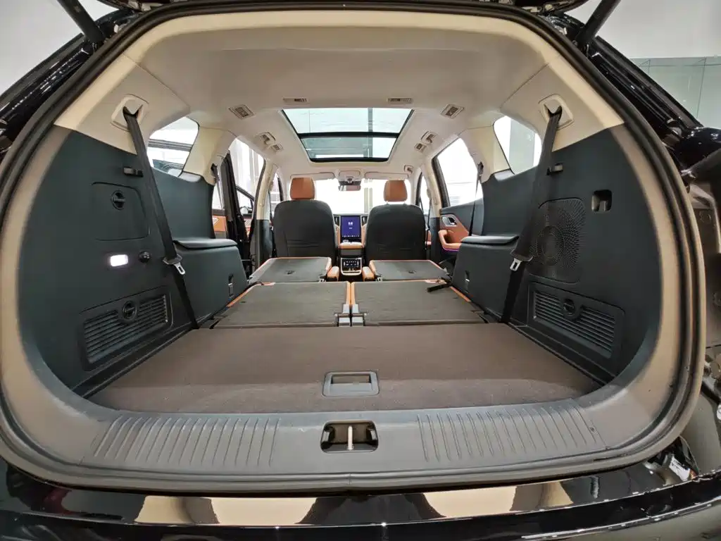 Hongqi HS7 PHEV 2026 2025 Revised Model 2.0T PHEV 4WD 2 Million Units Commemorative Edition 6-Seater