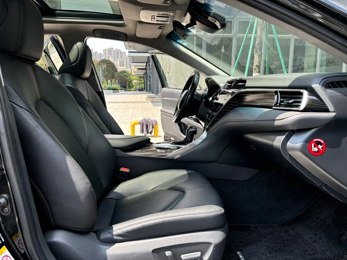 Toyota Camry 2018 2.5G Luxury Edition фото 7
