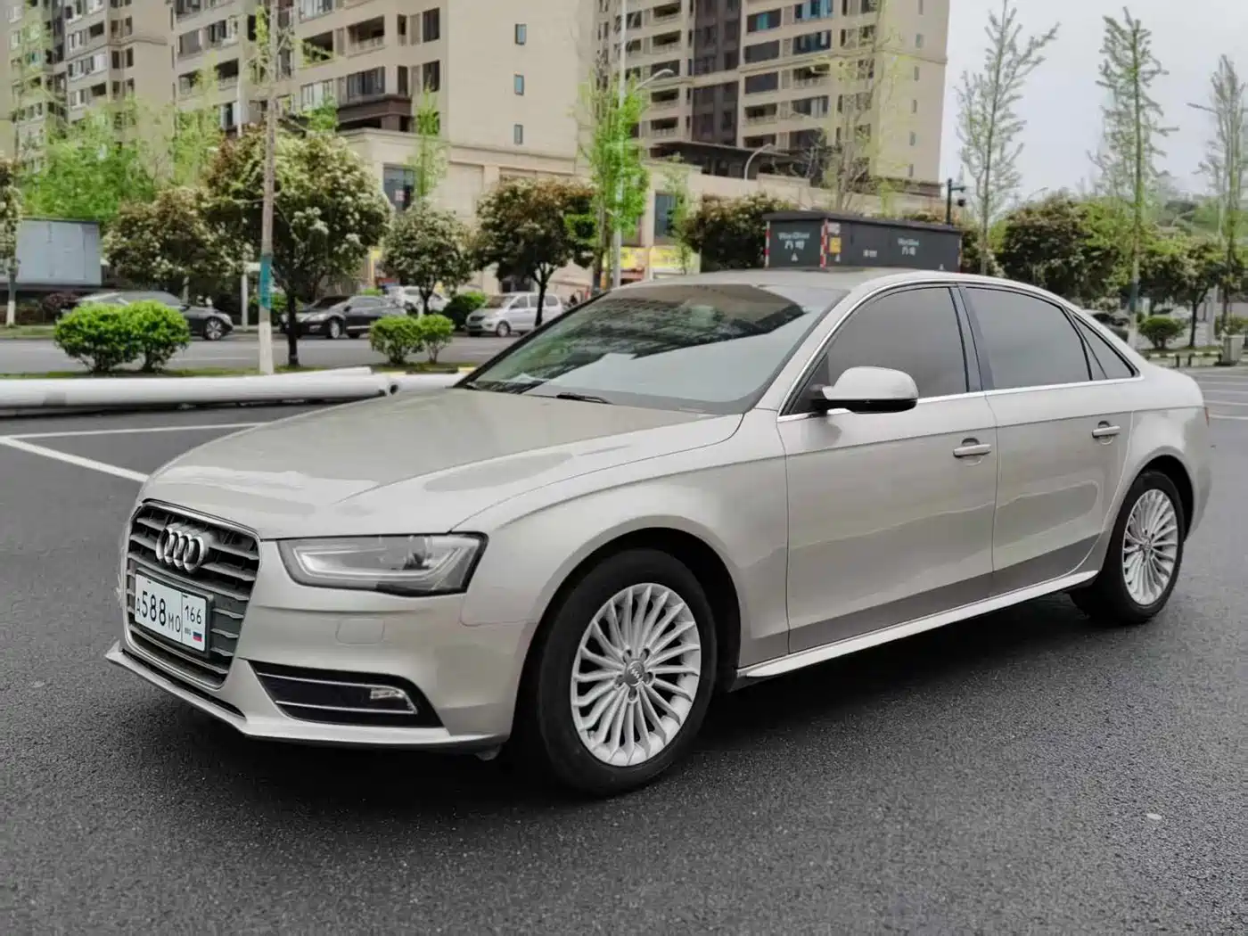 Audi A4L 2015 35 TFSI Auto Luxury