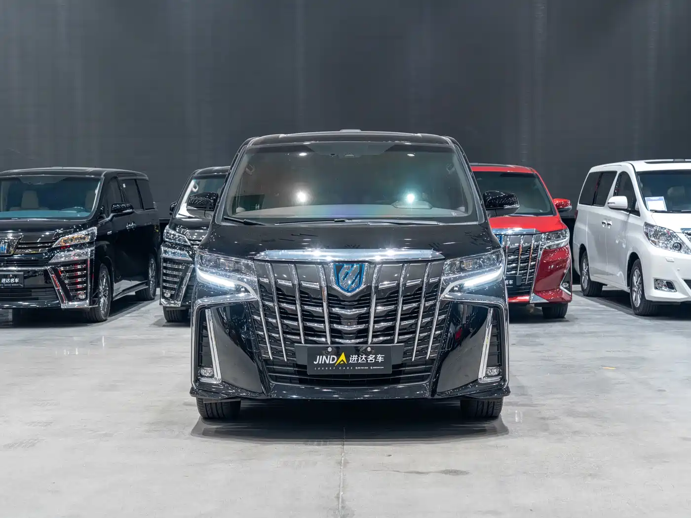 Toyota Alphard 2021 Hybrid 2.5L Ultimate фото 2