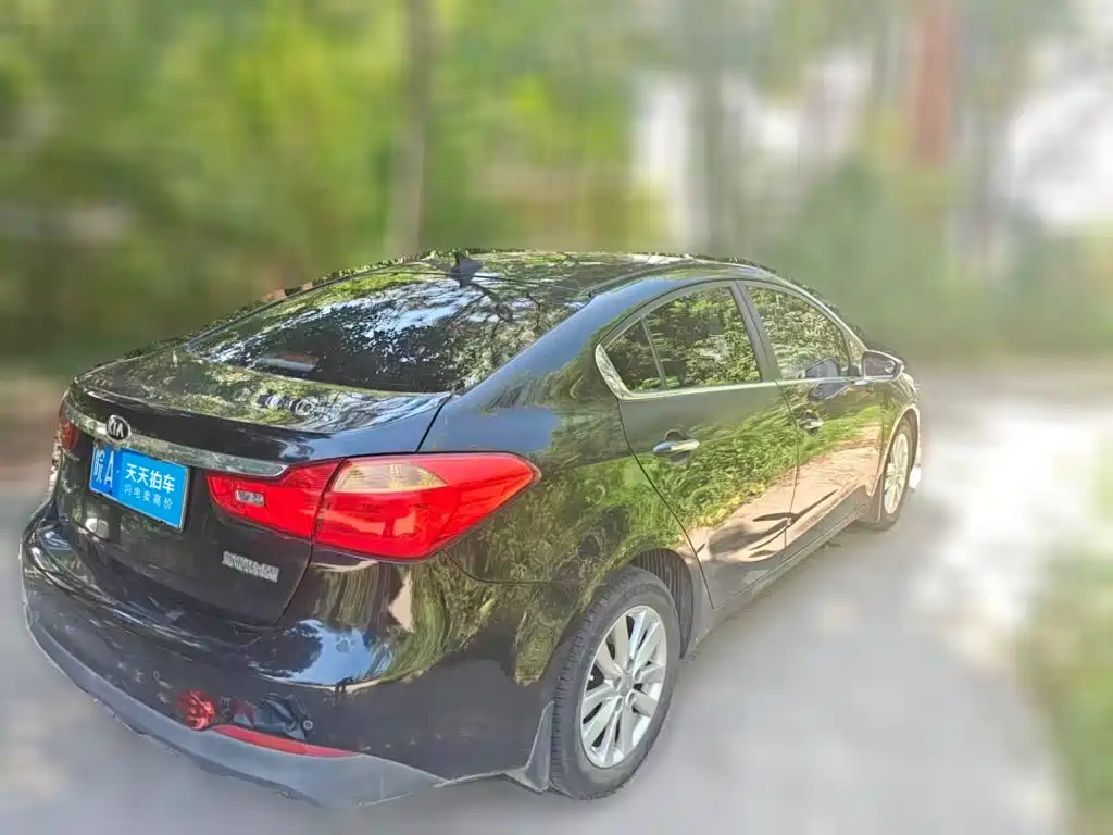 Фото 2 - Kia K3