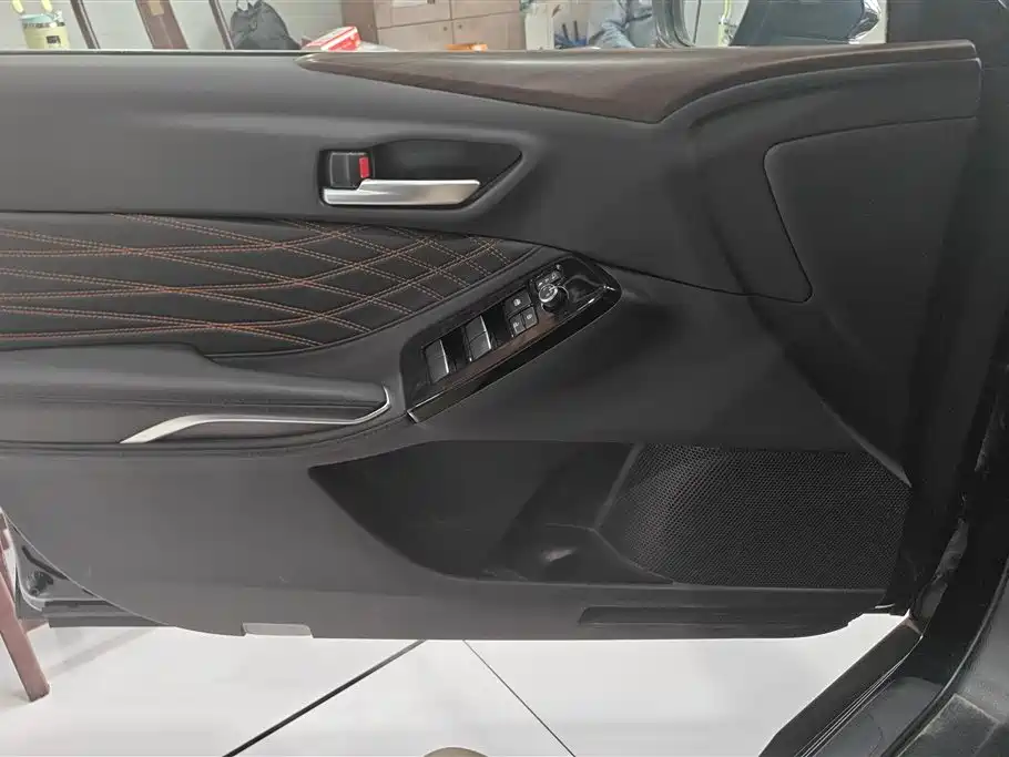 Toyota Avalon 2024 Hybrid 2.0L Luxury Edition фото 7
