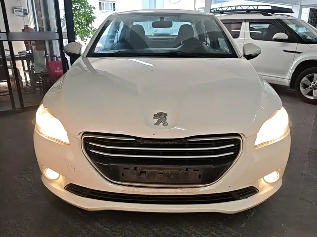 Peugeot 301 2016 2016 1.6L Manual Comfort Edition
