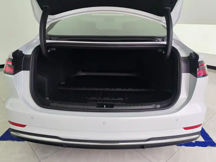 Geely Galaxy Galaxy A7 2025 2025 EM-i 150km Premium Edition