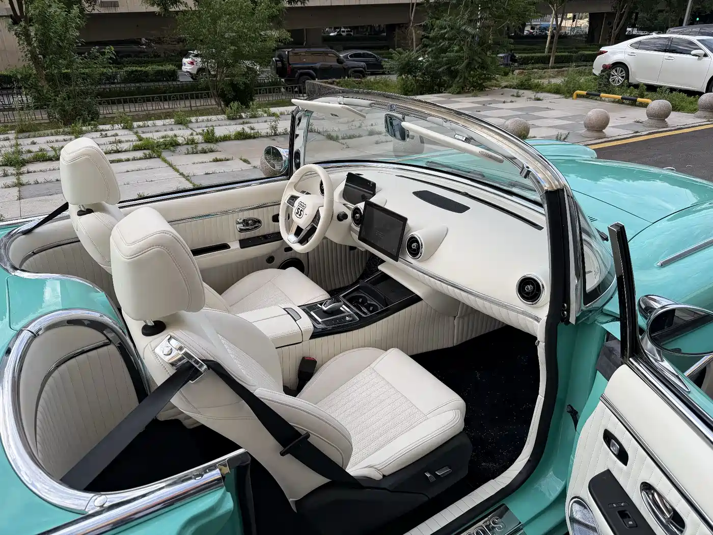 SONGSAN MOTORS SS DOLPHIN 2020, 1.5T Plug-in Hybrid Standard — автомобиль под заказ из Китая, фото 8