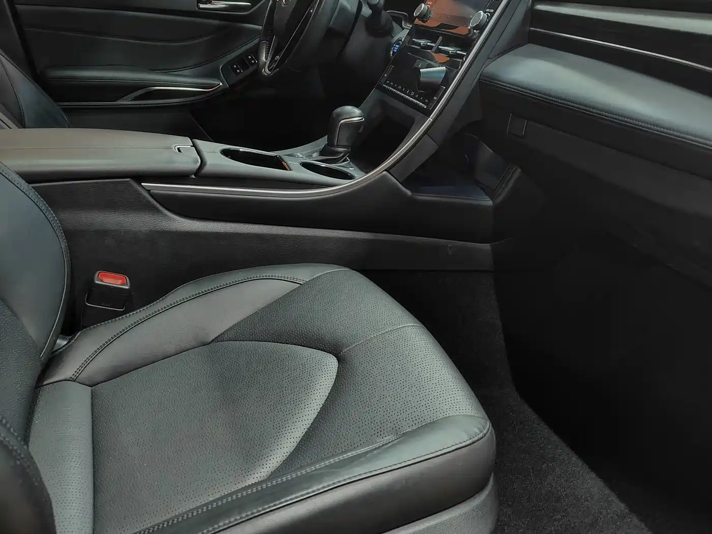 Toyota Avalon 2020 2019 2.0L Luxury Edition (China VI)