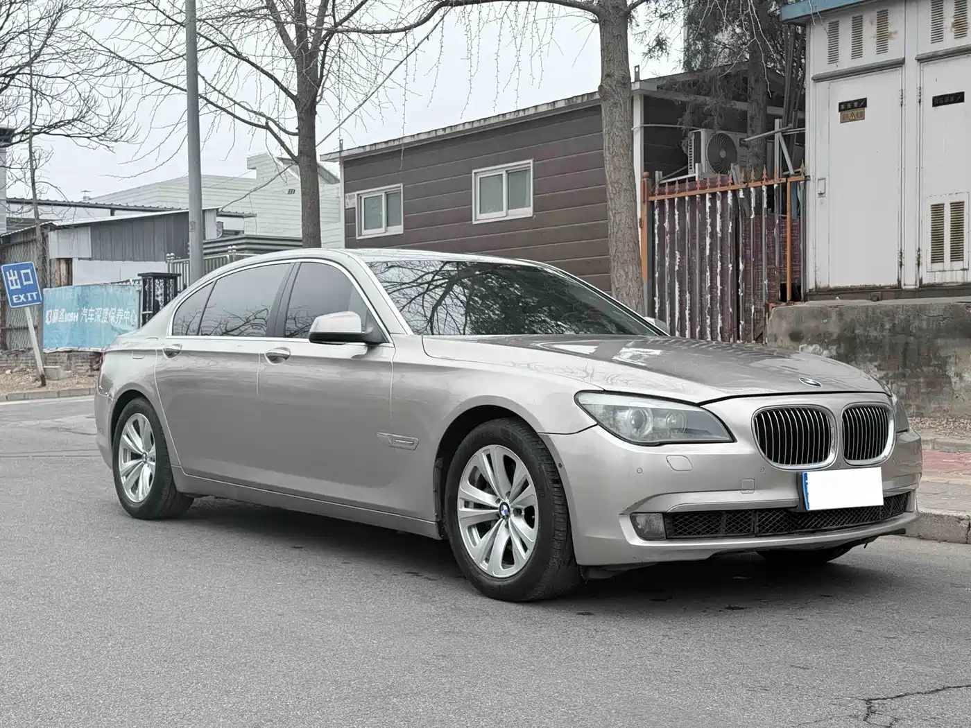BMW 7 Series 2011 730Li Elegance фото 3