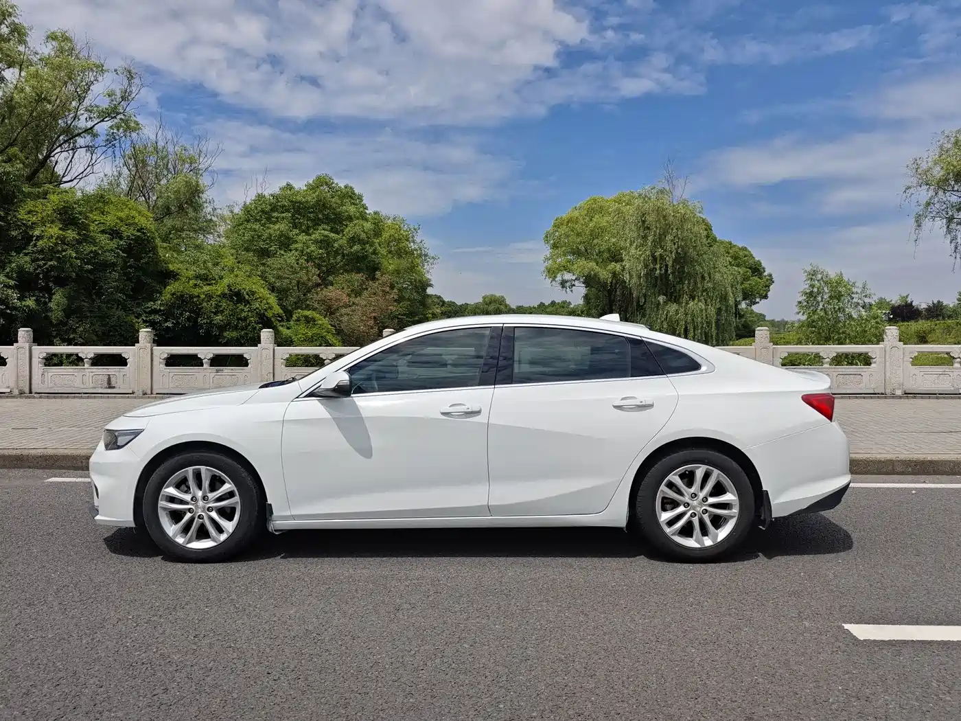 Chevrolet Malibu XL 2017 1.5T Auto Sport Edition фото 8