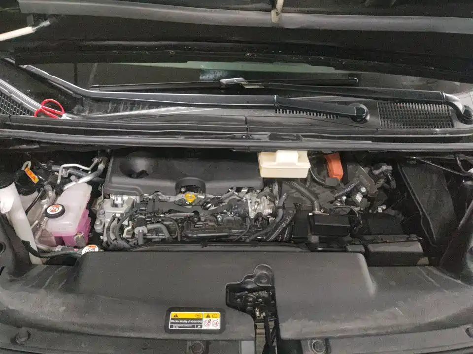 Фото 6 - Toyota Vellfire