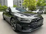 Фото 11 - Audi A7L